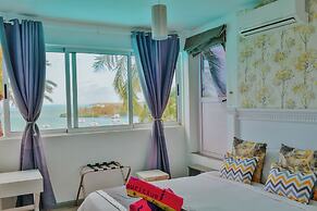 Boutique vllla on the rocks