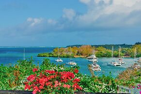 Boutique vllla on the rocks