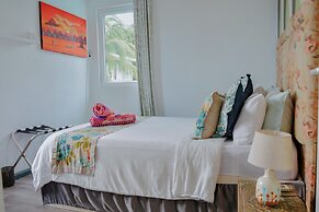 Boutique vllla on the rocks