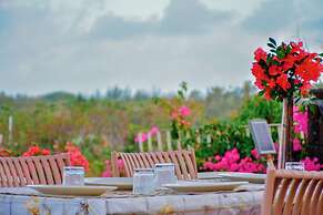 Boutique vllla on the rocks