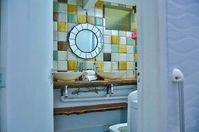 Boutique vllla on the rocks