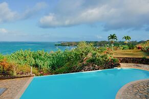 Boutique vllla on the rocks