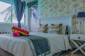 Boutique vllla on the rocks