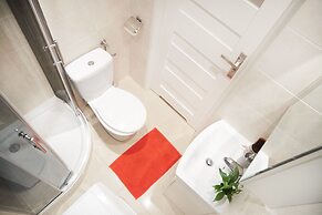 Fox Center Apartments