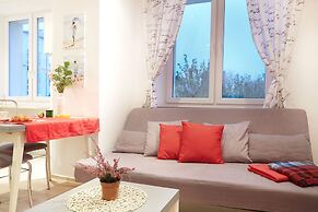 Fox Center Apartments