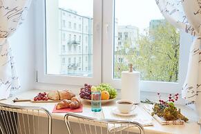 Fox Center Apartments