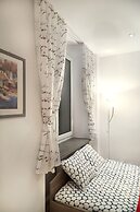 Fox Center Apartments