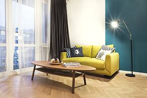 Fox Center Apartments