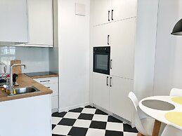 Fox Center Apartments