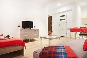 Fox Center Apartments