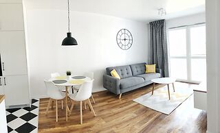 Fox Center Apartments