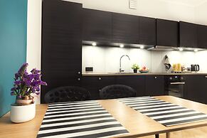 Fox Center Apartments