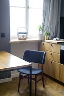 Fox Center Apartments