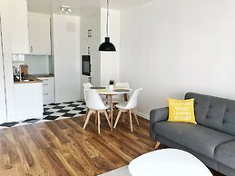 Fox Center Apartments