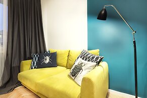 Fox Center Apartments