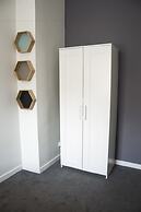 Fox Center Apartments