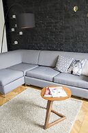 Fox Center Apartments