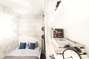 Fox Center Apartments