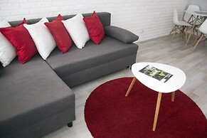 Fox Center Apartments