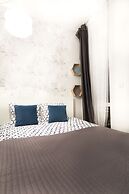 Fox Center Apartments