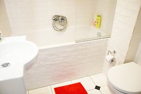 Fox Center Apartments