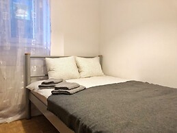 Fox Center Apartments