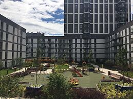 Fox Center Apartments