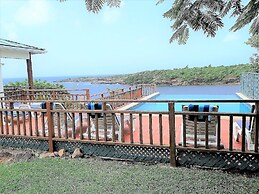 Two Bays Beach Villa Apartment and Studios