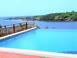 Two Bays Beach Villa Apartment and Studios