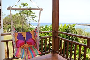 Two Bays Beach Villa Apartment and Studios