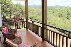 Two Bays Beach Villa Apartment and Studios