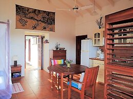 Two Bays Beach Villa Apartment and Studios