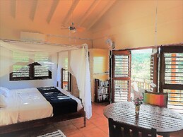 Two Bays Beach Villa Apartment and Studios