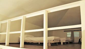 Afreeka Beach Hostel & Music Bar