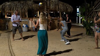 Afreeka Beach Hostel & Music Bar