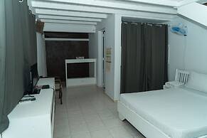 Afreeka Beach Hostel & Music Bar