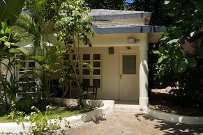 Afreeka Beach Hostel & Music Bar