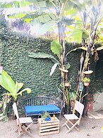 Savannah House - Hostel