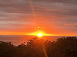 Horizon Ocean View Hotel and Yoga Center