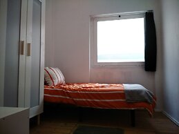 Boomerang Serviced Apartment's