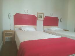 Boomerang Serviced Apartment's