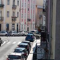 Boomerang Serviced Apartment's