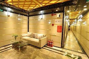 Central Phu Hung Hotel