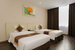 Central Phu Hung Hotel