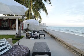 The Hen Hua Hin Private Beach Villa