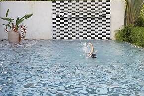 The Hen Hua Hin Private Beach Villa