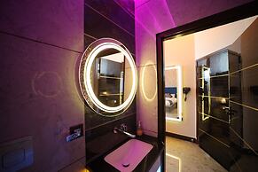 Aman Homestay a Boutique Hotel