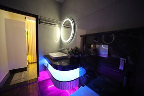 Aman Homestay a Boutique Hotel