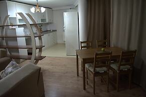 Bursa Larimar Apartments