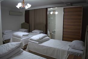 Bursa Larimar Apartments